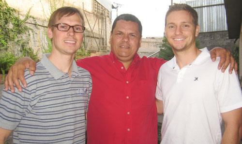 Pastor Víctor Román, Costa Rica